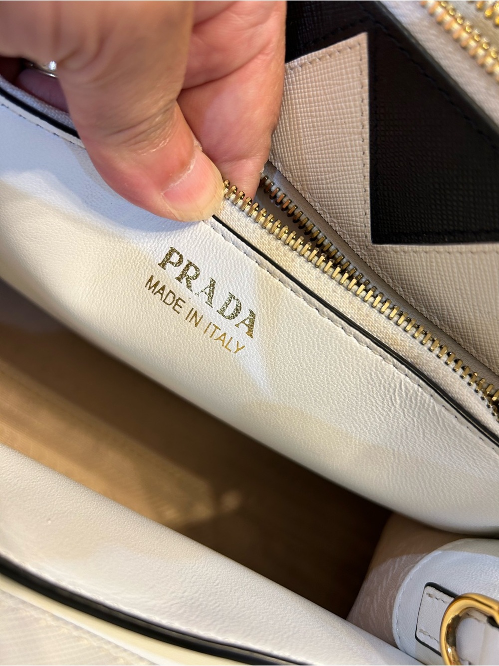 Prada White City Calfskin Saffiano Greche Paradigme Bag. NO SHOULDER STRAP - Picture 13 of 16